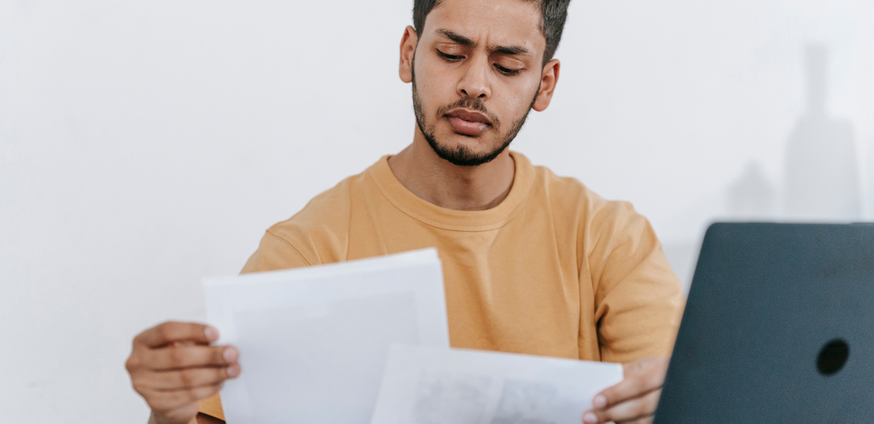 Illustration de l'article de blog : comment se préparer efficacement à un examen oral en ligne